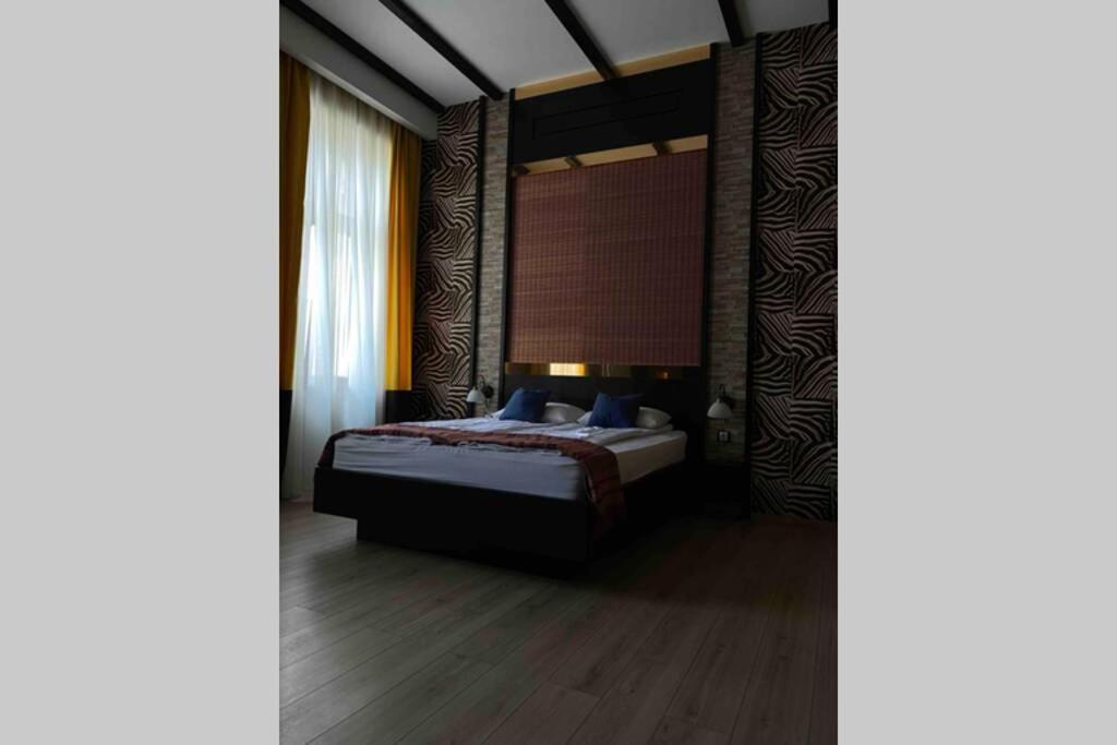 Safari Royal Apartment Oradea Ngoại thất bức ảnh
